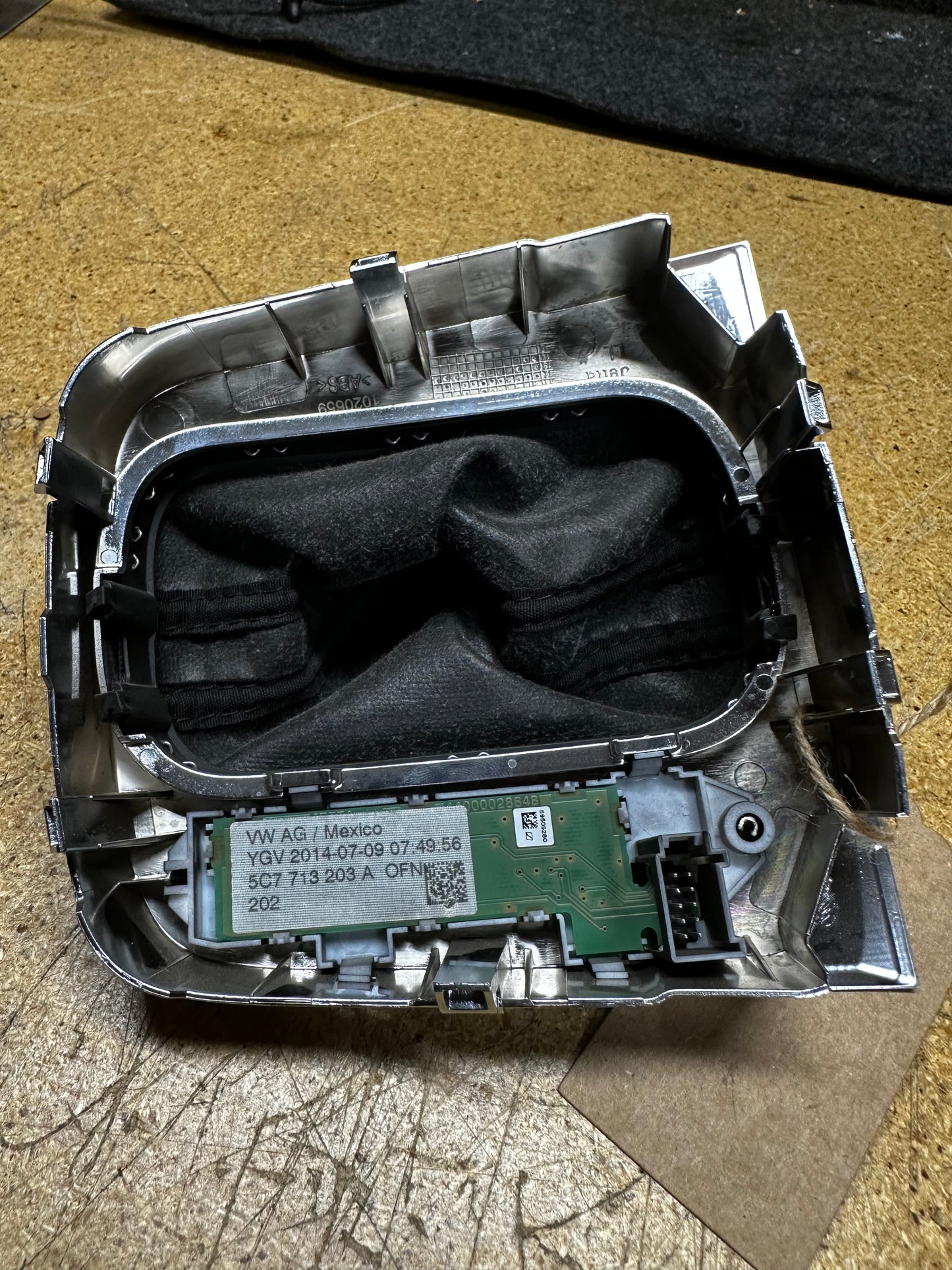 MK6 Shift Knob Assembly