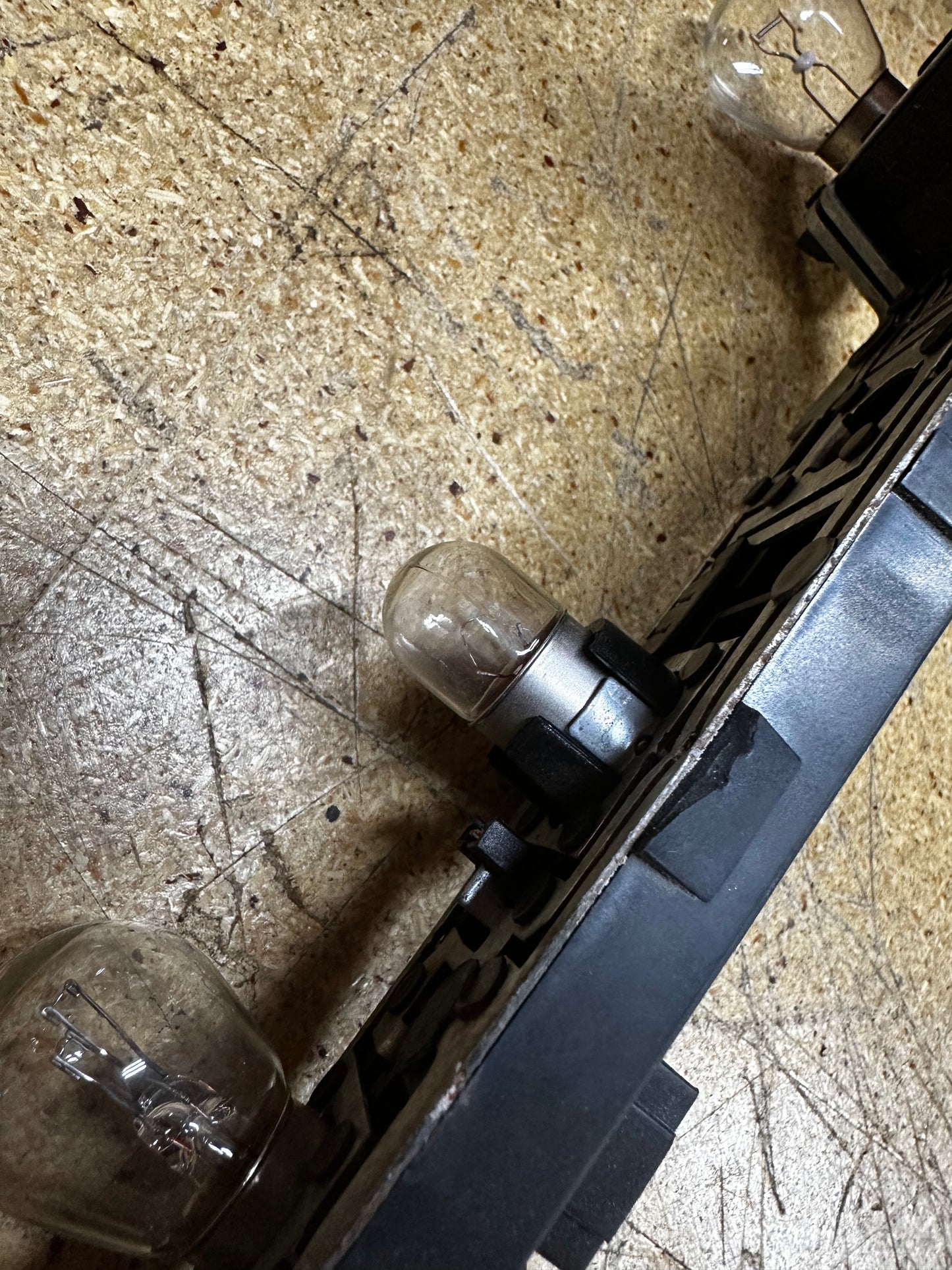 MK4 Tail-Light Bulb Tray (Passenger)