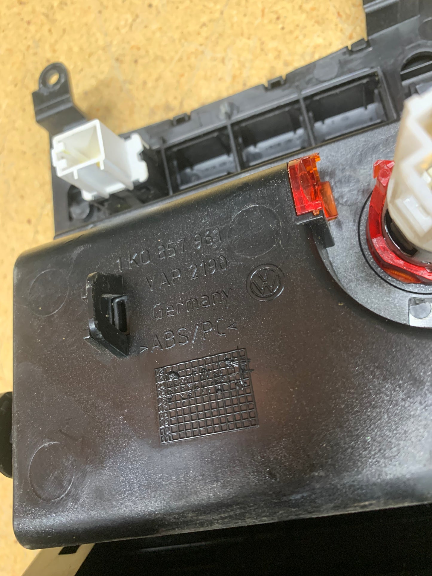 MK5 Centre Console Unit