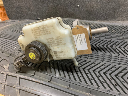 MK5 Master Cylinder and Reservoir