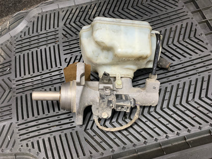 MK5 Master Cylinder and Reservoir