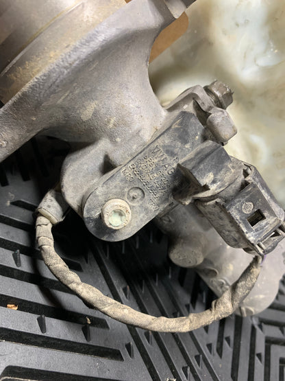 MK5 Master Cylinder and Reservoir