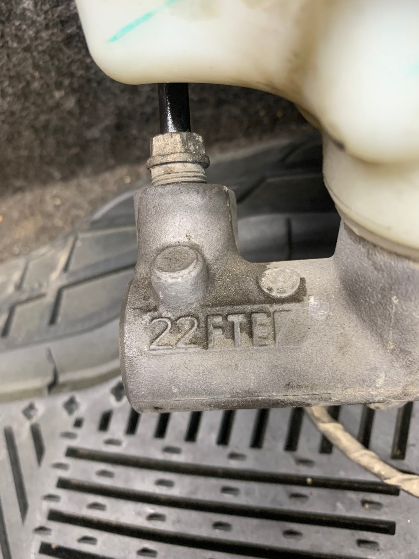 MK5 Master Cylinder and Reservoir