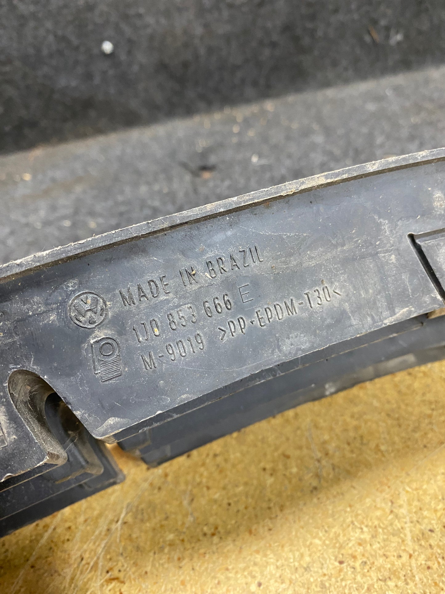 MK4 OEM Passenger Bumper Grill (GOLF)
