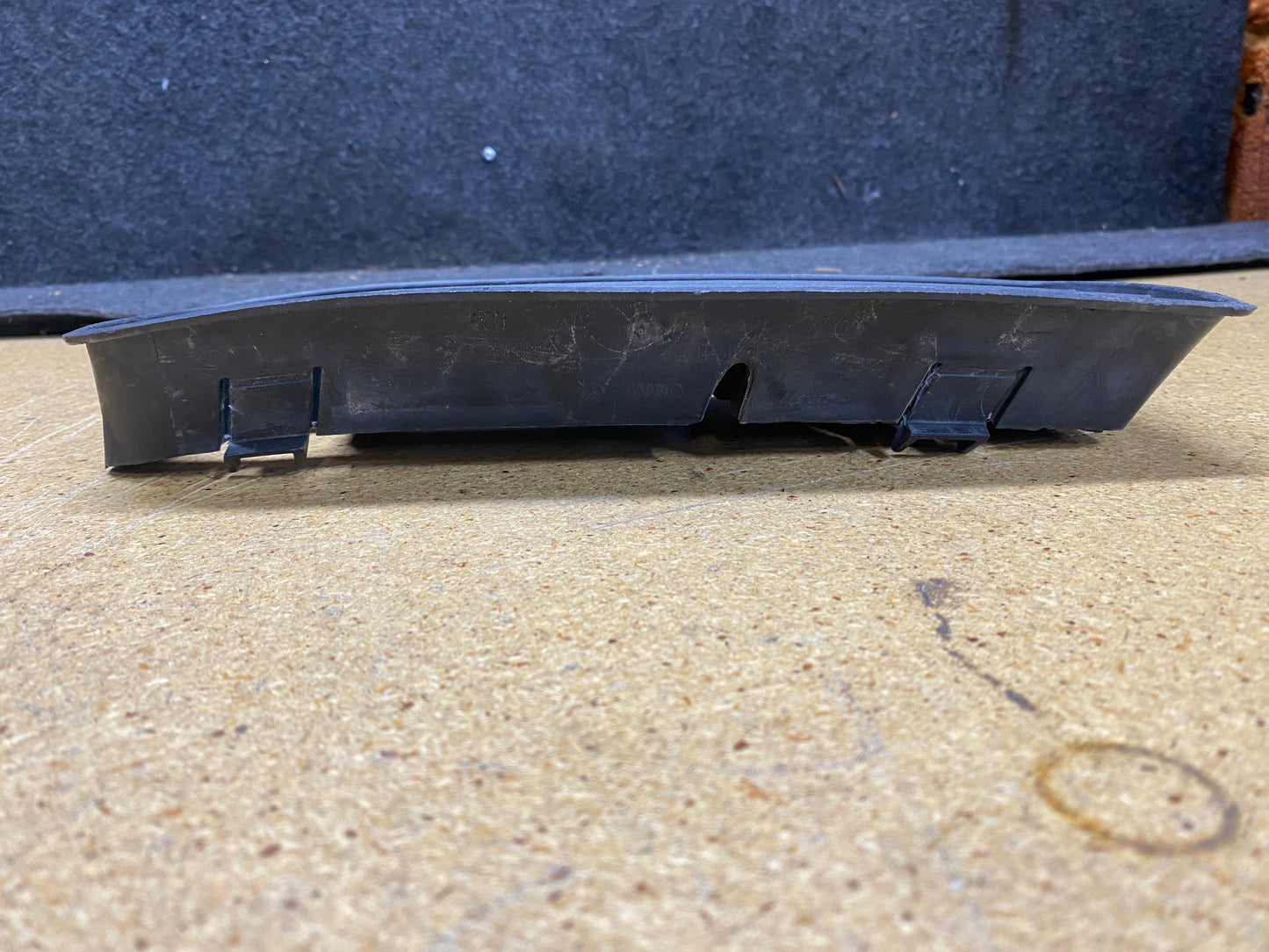 MK4 OEM Driver Bumper Grill (GOLF)