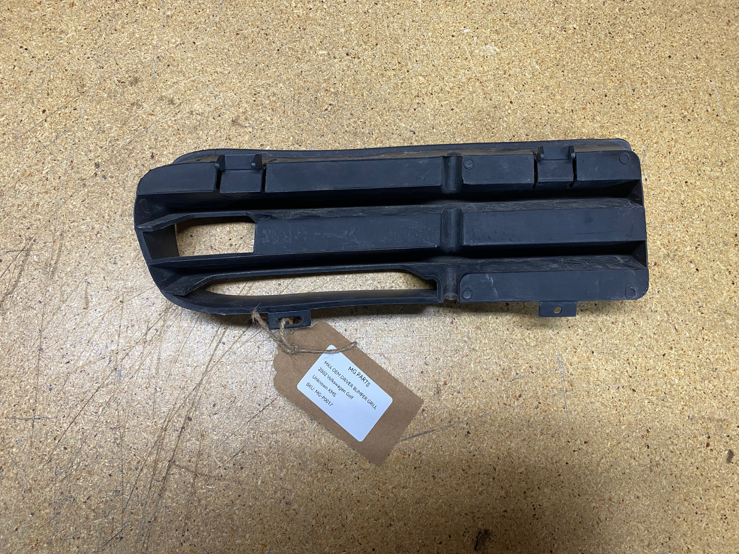 MK4 OEM Driver Bumper Grill (GOLF)