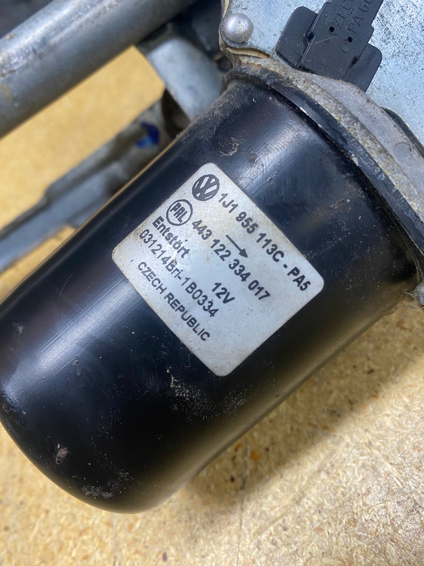 MK4 OEM Wiper Motor & Linkage